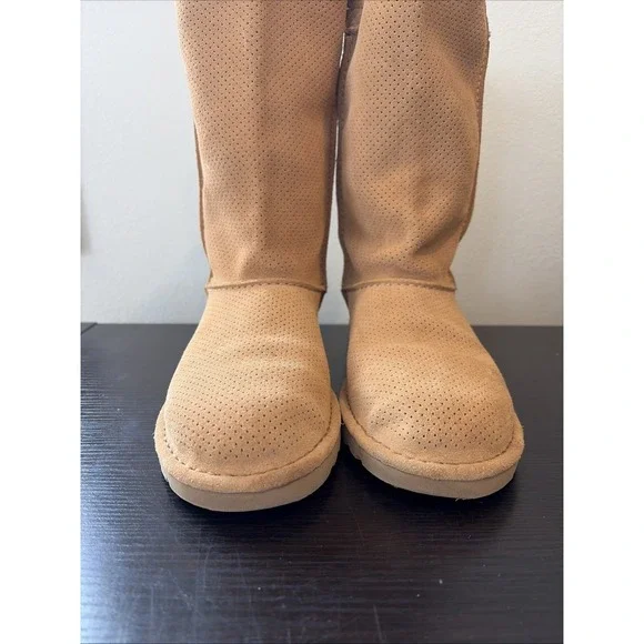 UGG Classic Tall Perforated Suede Boots Womens Size 9 Chestnut Summer